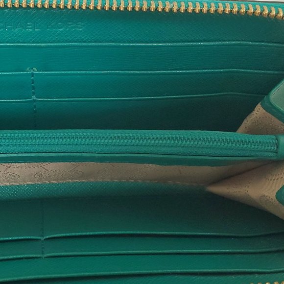 MICHAEL KORS Zip Around Continental Snakeskin Embossed Leather Wallet inโฆ - Picture 4 of 7